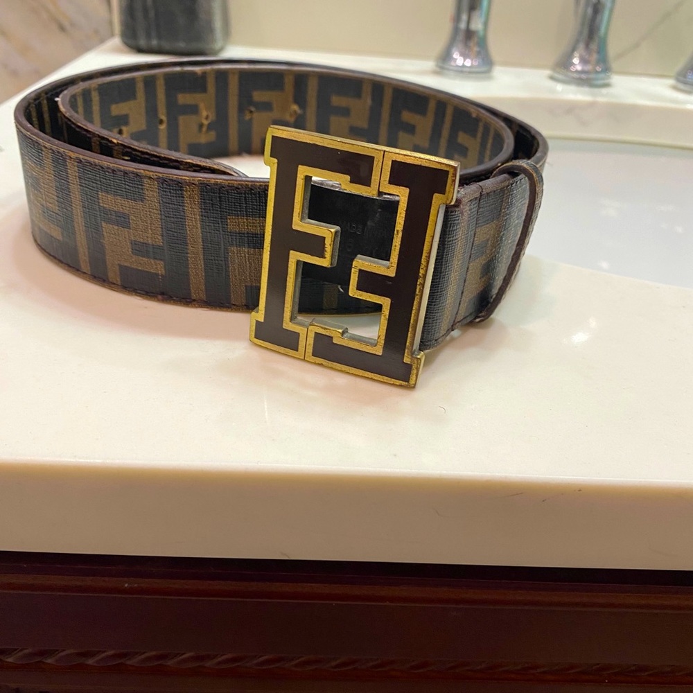 Fendi belt